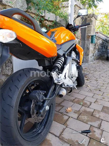 Kawasaki ER-6N – Vista 6
