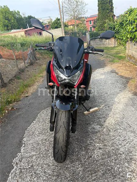Kawasaki Z 800e – Vista 6