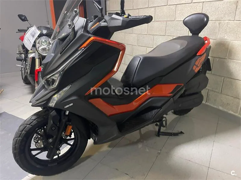 Kymco DTX 125 – Vista 6