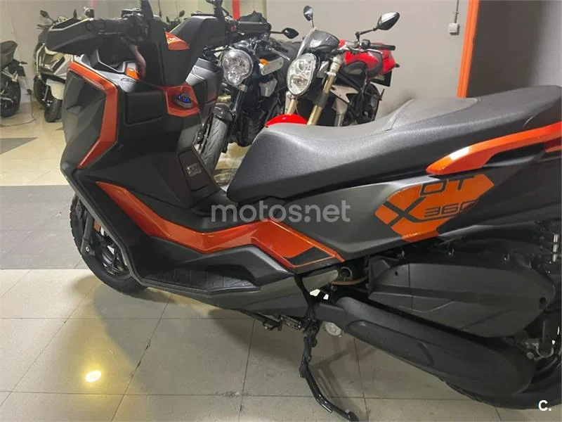 Kymco DTX 125 – Vista 7