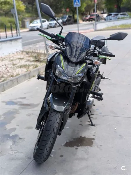 Kawasaki Z900 – Vista 3