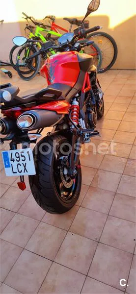 Aprilia Shiver 900 – Vista 4
