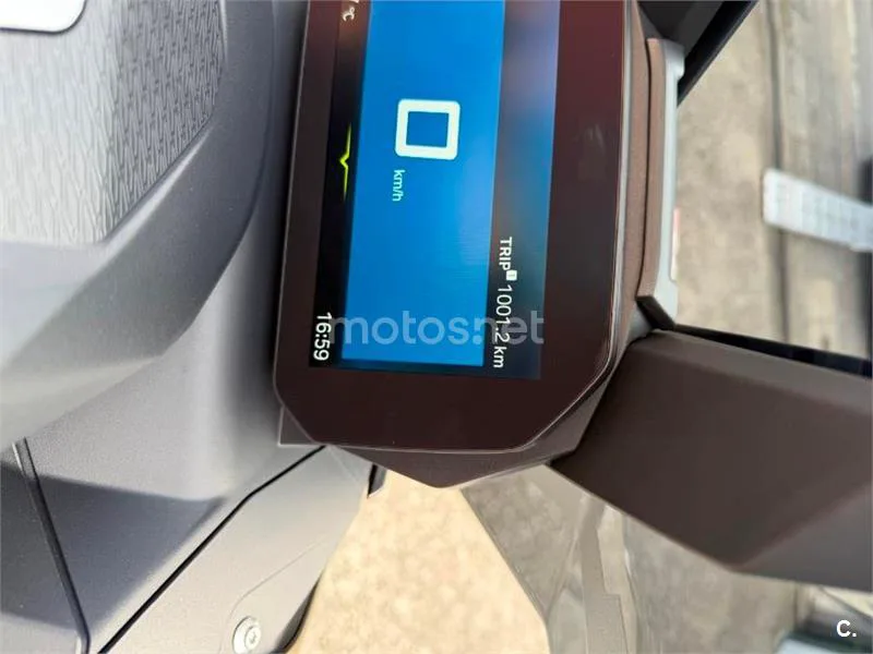 BMW C 400 X – Vista 11