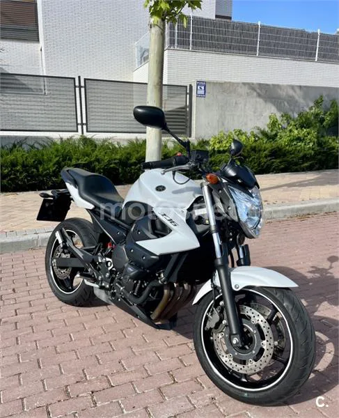 Yamaha XJ6 N Diversion – Vista 4