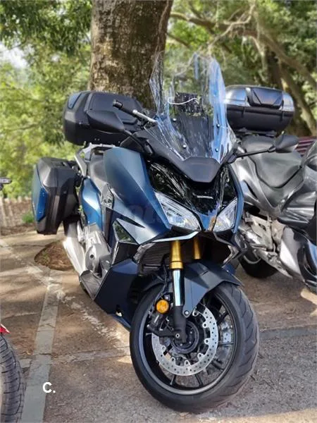 Honda Forza 750 – Vista 2