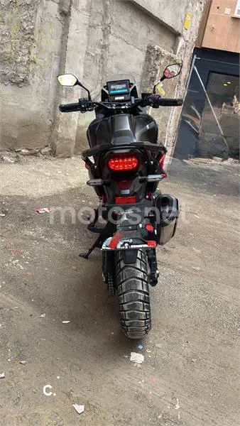 Honda CRF 1100L Africa Twin – Vista 4