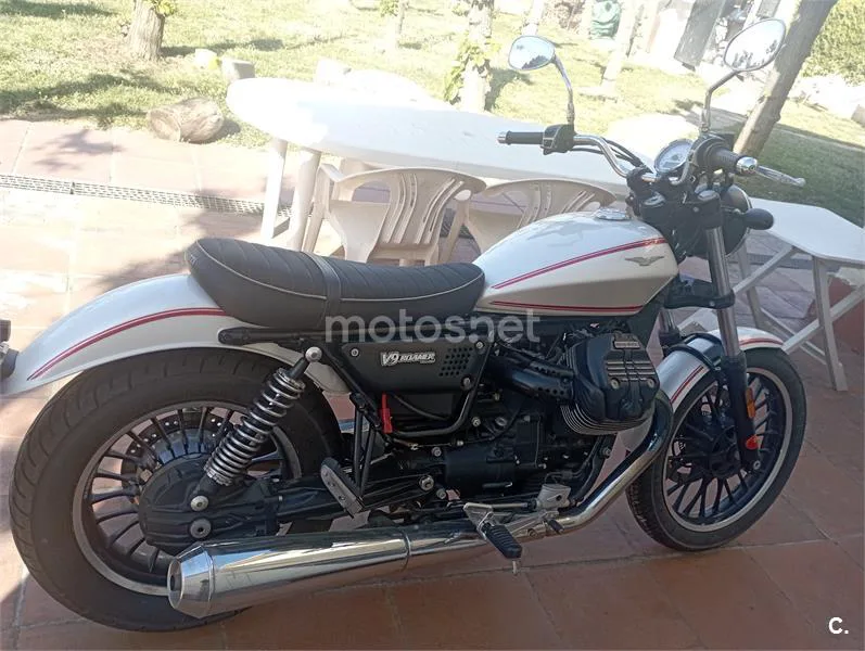 Moto Guzzi V9 – Vista 2