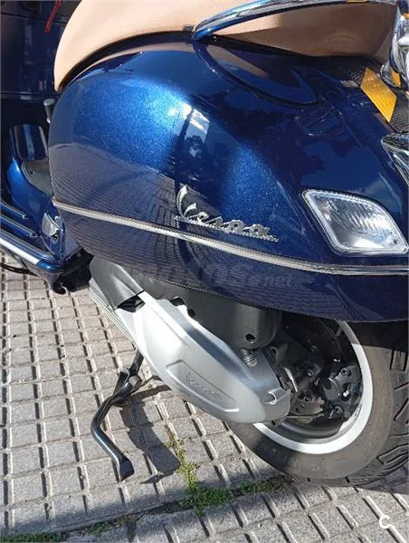 Vespa GTS 300 – Vista 4