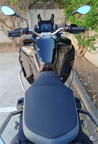 BMW F 850 – Vista 4