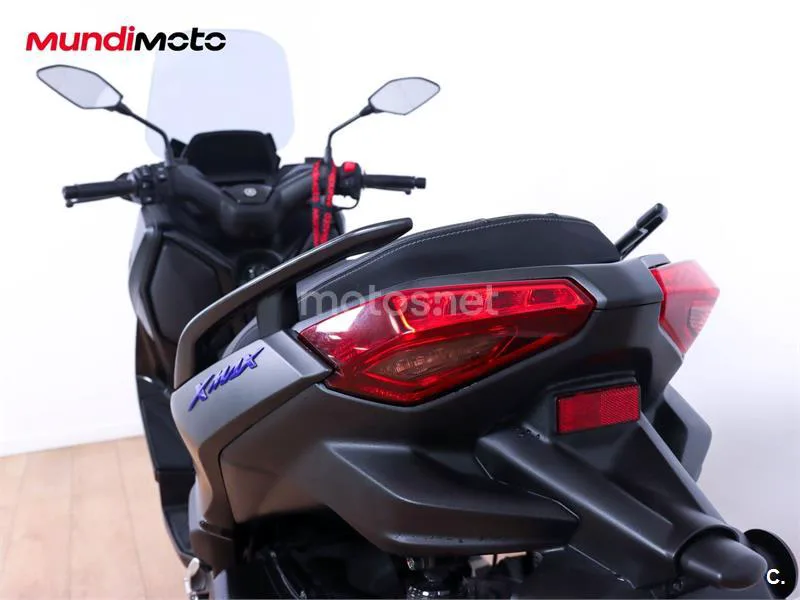 Yamaha XMAX 300 – Vista 9