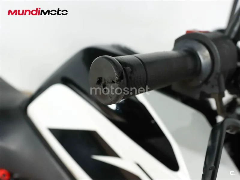 KTM 125 – Vista 14
