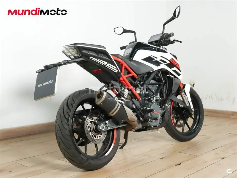 KTM 125 – Vista 3