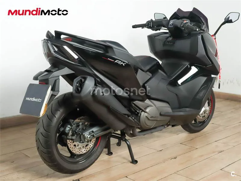 Kymco AK 550 – Vista 3