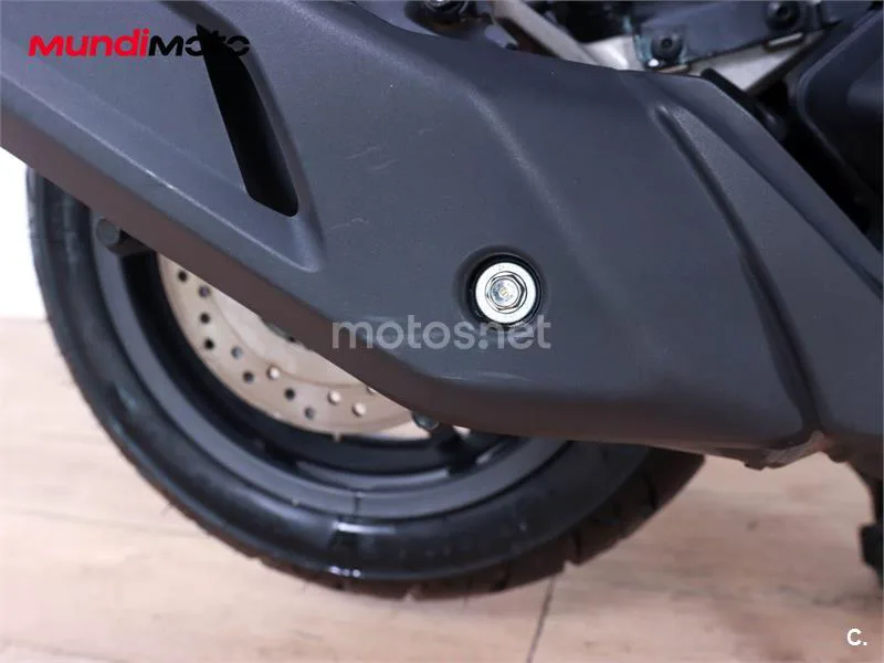 Honda Forza 125 – Vista 30