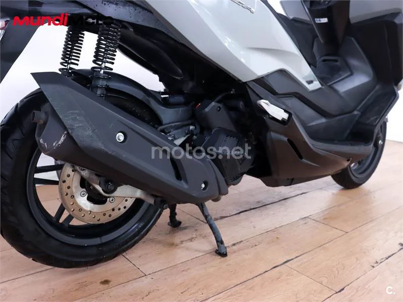 Honda Forza 125 – Vista 4
