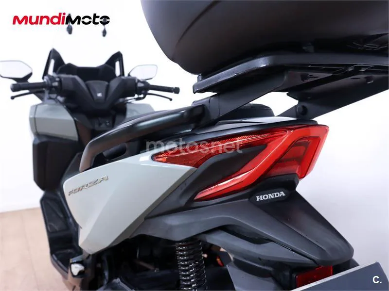 Honda Forza 125 – Vista 9
