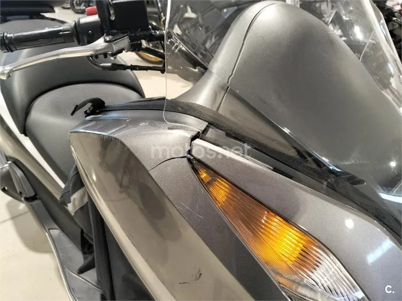 Honda Forza 300 – Vista 5