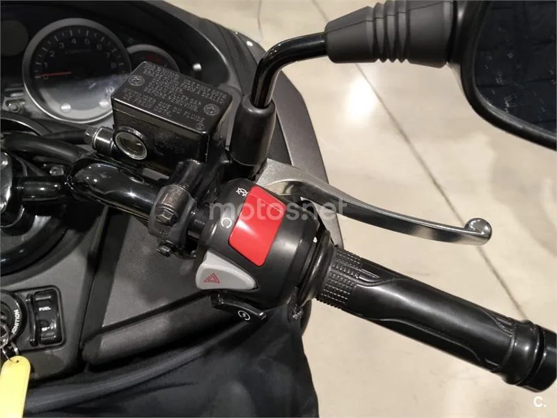 Honda Forza 300 – Vista 8