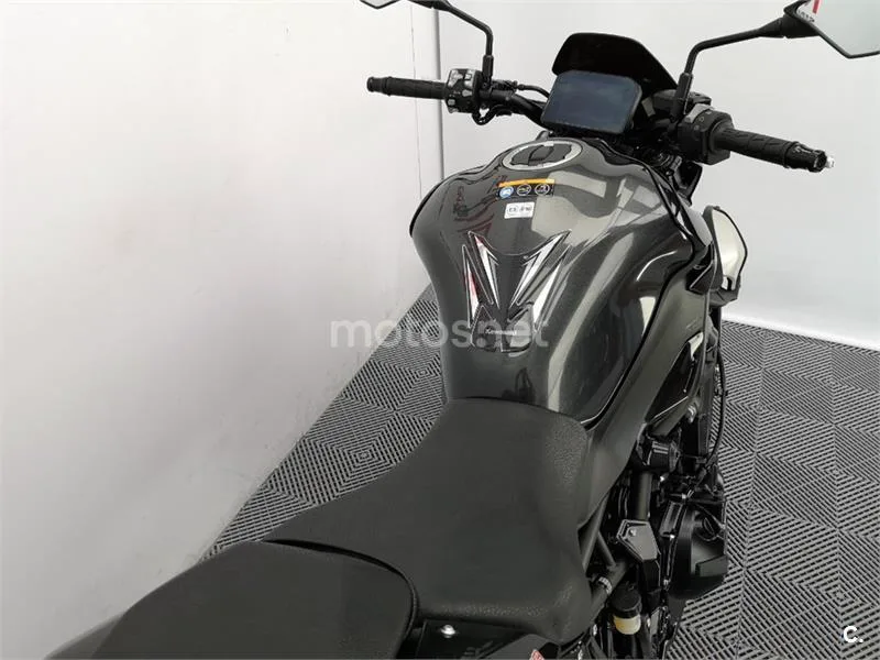 Kawasaki Z900 – Vista 7