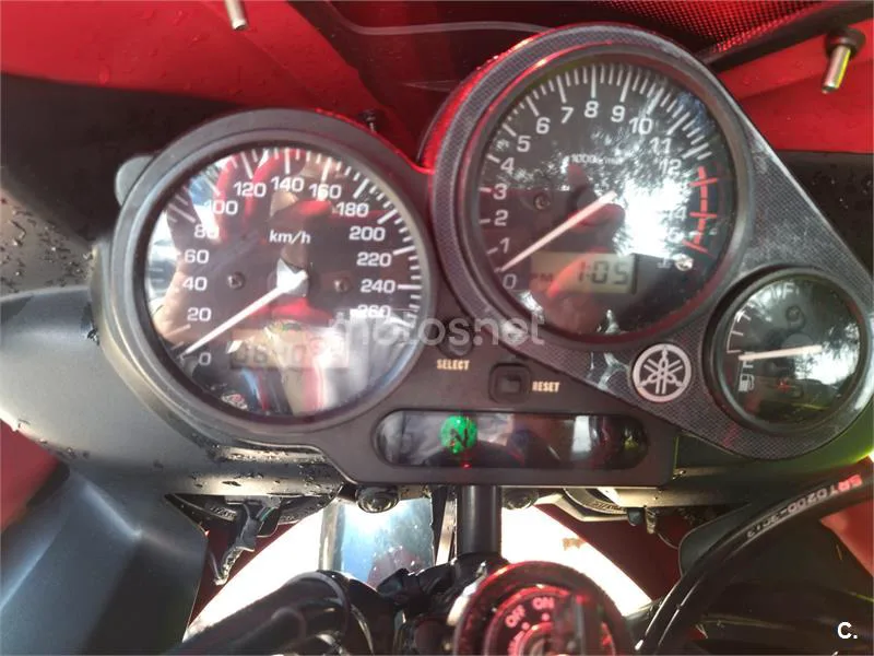 Yamaha FZS600 Fazer – Vista 6