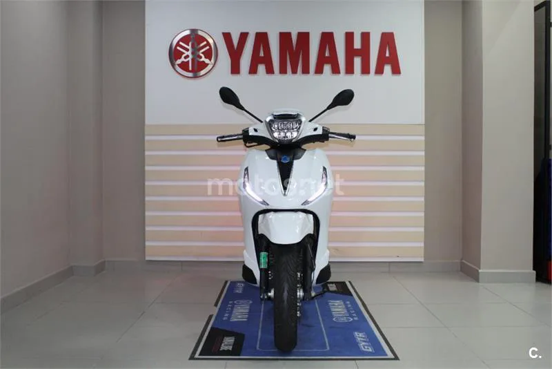Piaggio Beverly – Vista 3