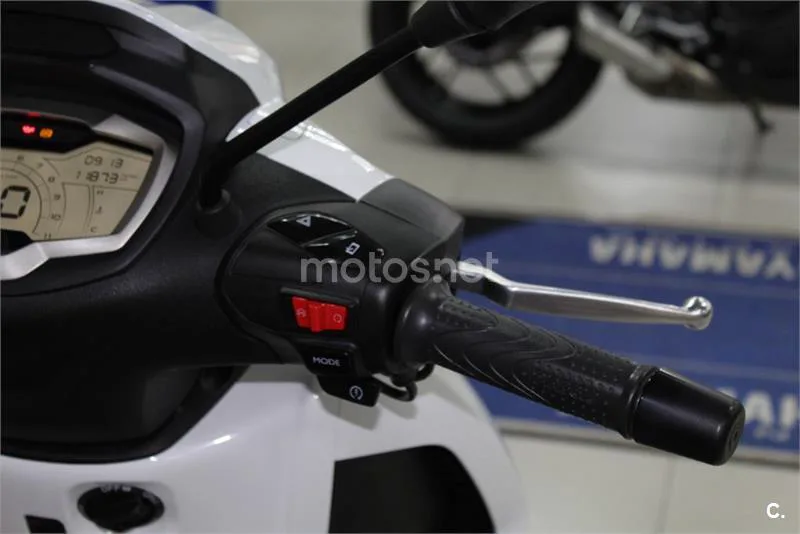 Piaggio Beverly – Vista 8