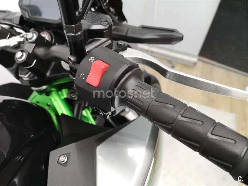 Kawasaki Z500 – Vista 10