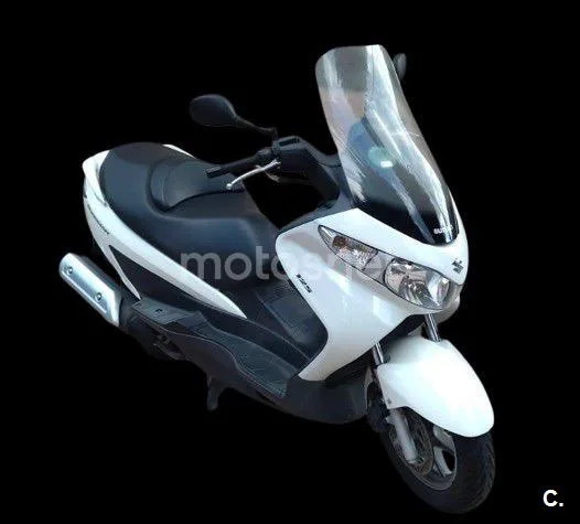 Suzuki Burgman 125 – Vista 2