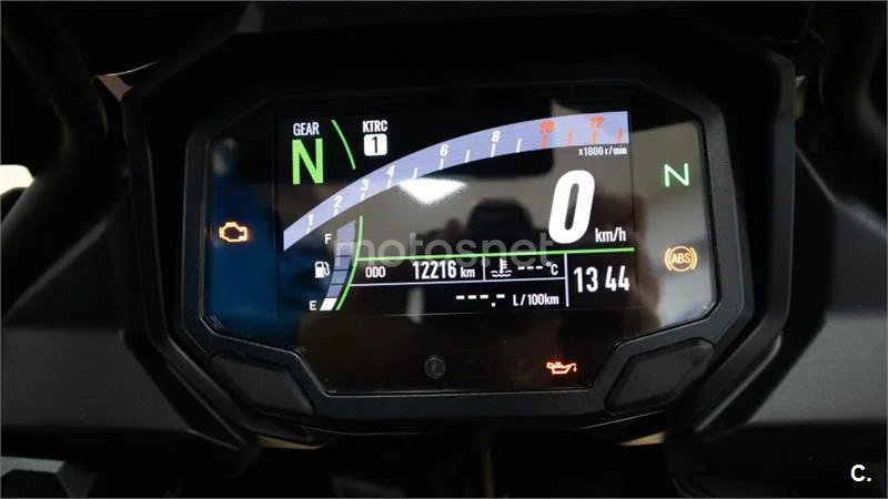 Kawasaki Versys – Vista 8