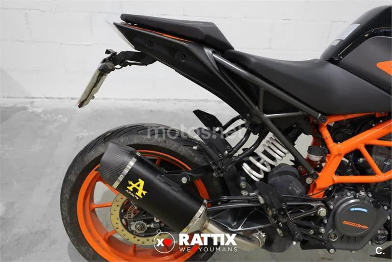 KTM 125 – Vista 6