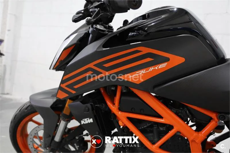 KTM 125 – Vista 9