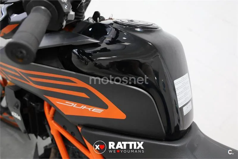 KTM 125 – Vista 10
