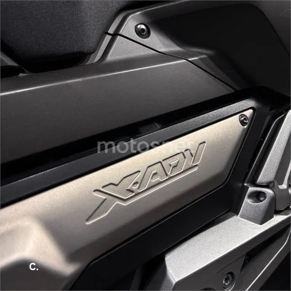Honda X-ADV – Vista 11