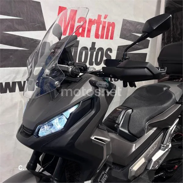 Honda X-ADV – Vista 12