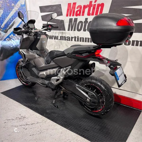 Honda X-ADV – Vista 4