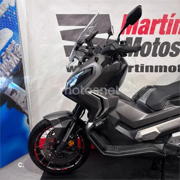 Honda X-ADV – Vista 7