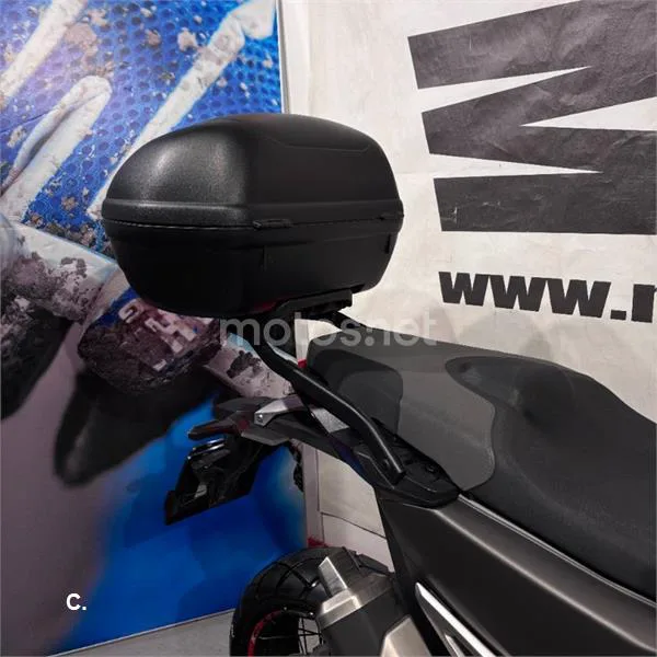 Honda X-ADV – Vista 10