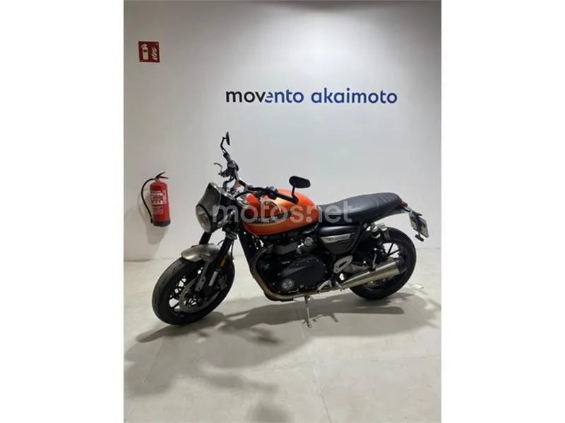 Triumph Speed Twin 1200 – Vista 3