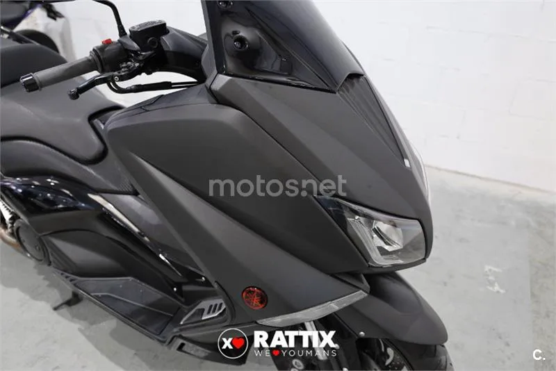 Yamaha TMAX 530 – Vista 12