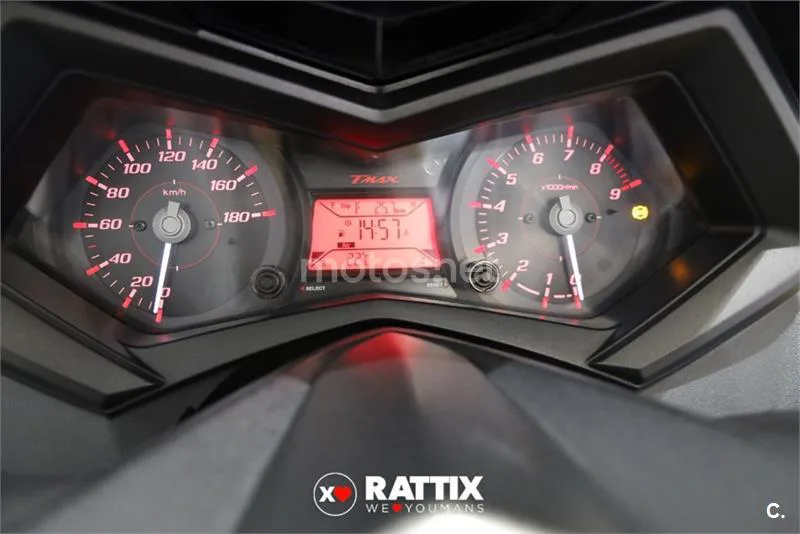 Yamaha TMAX 530 – Vista 10