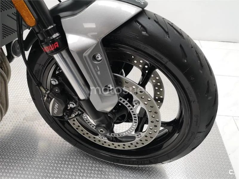 Triumph Trident 660 – Vista 11