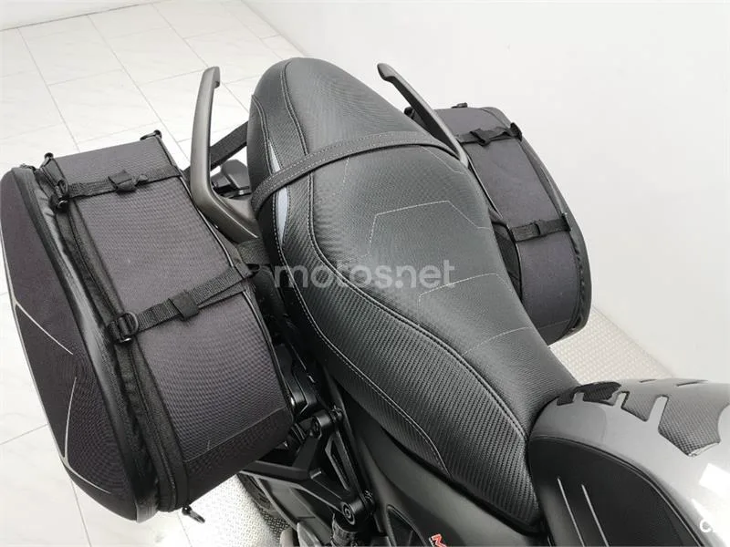 Triumph Trident 660 – Vista 14