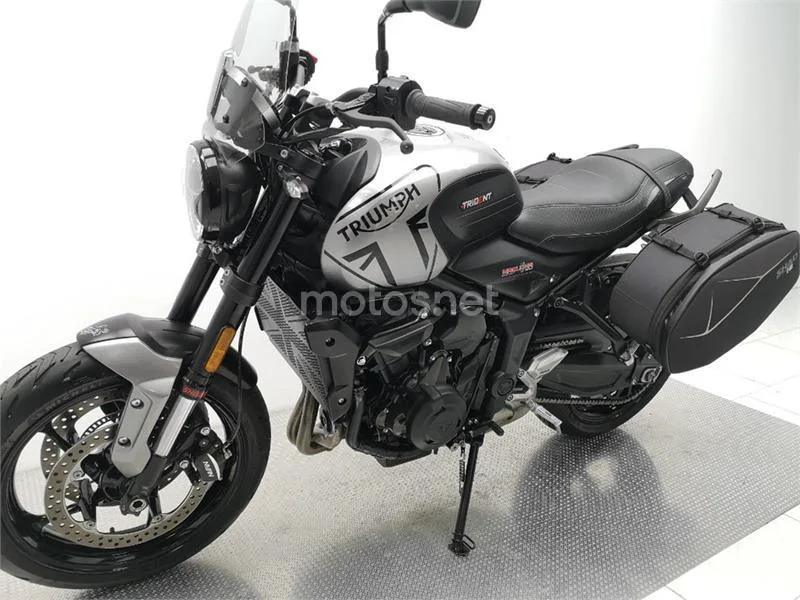 Triumph Trident 660 – Vista 17