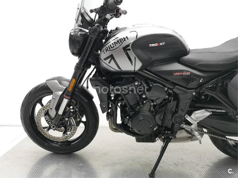 Triumph Trident 660 – Vista 21