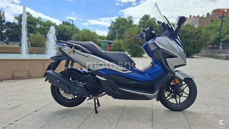 Honda Forza 125 – Vista 3