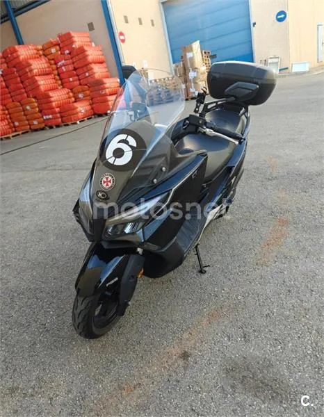 Kymco X-Town CT 300 – Vista 3