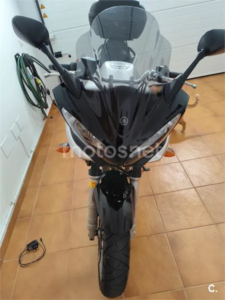 Yamaha FZ6 Fazer – Vista 3