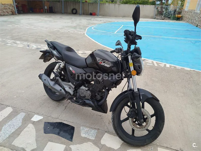 Keeway RKS 125 Sport – Vista 7