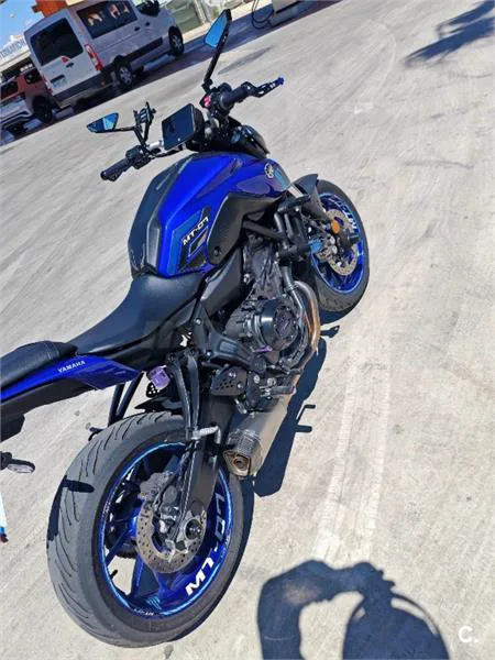 Yamaha MT-07 – Vista 9