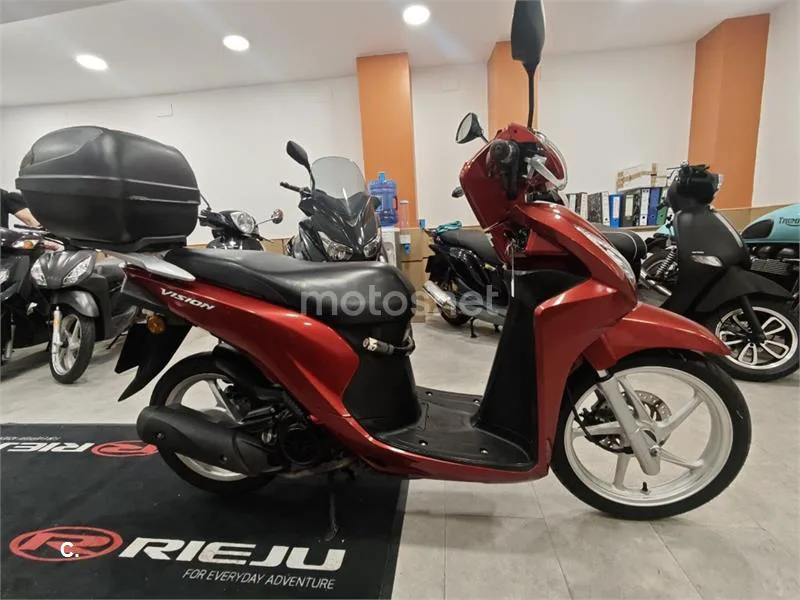 Honda Vision – Vista 7